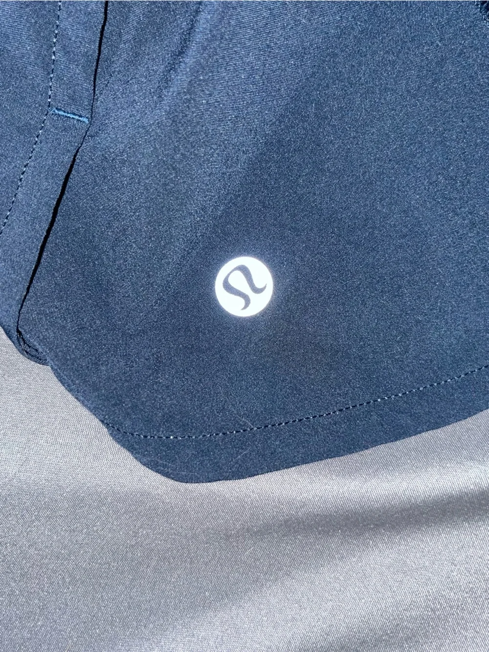 Lululemon true navy speed up shorts